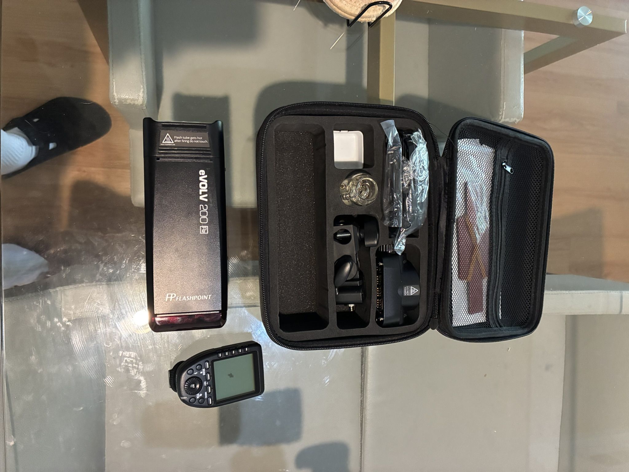 Evolv 200 R2 Flash Point W/ Trigger And Gels