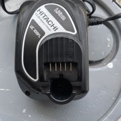 Metabo HPT Battery Charger, 12V Peak, Lithium-Ion (UC10SL2M)