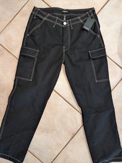 True Religion Men's 32 Black Cargo Pants NEW