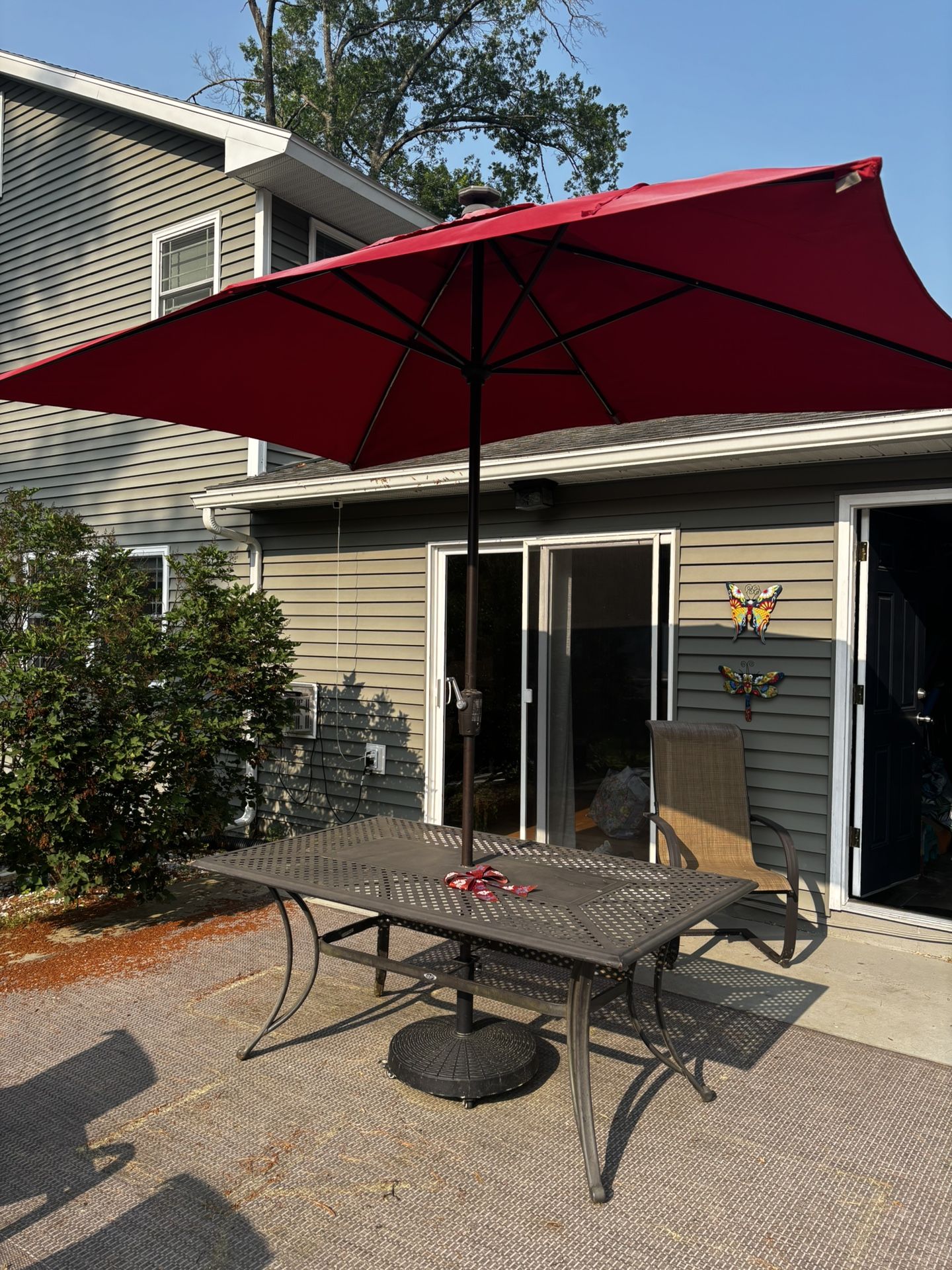 Patio Table & Umbrella