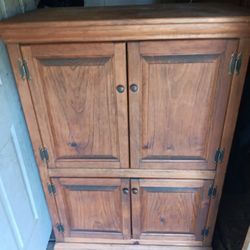 Storage Cabinet 4ftl 18inw