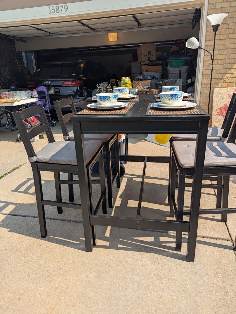 Beautiful IKEA Table And 4 Bar Stools Black Stained Pine 