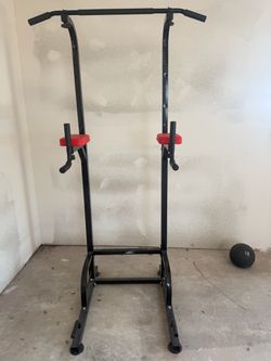 Power Tower Pull-Up and Dip Station