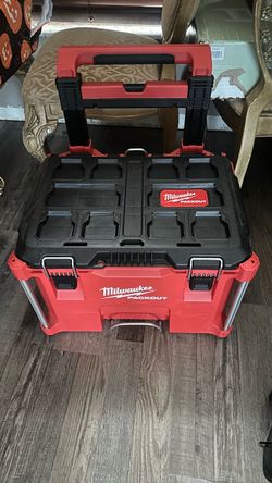Milwakee Packout roller