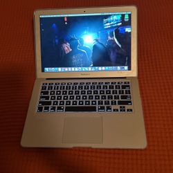 MacBook Air 13 Inch 