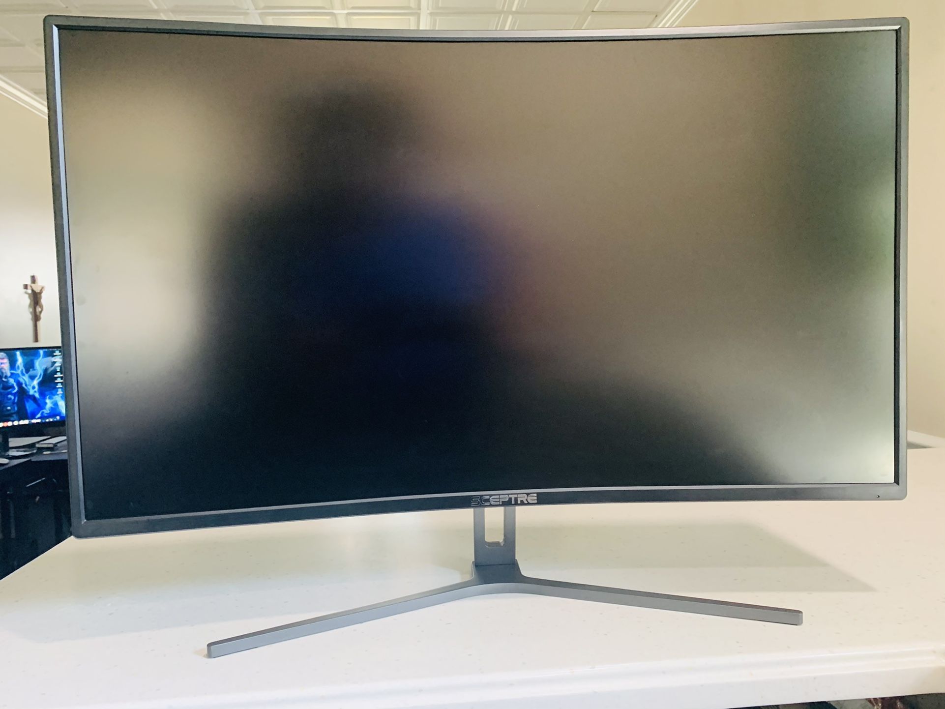 Sceptre Curved 32-inch Monitor