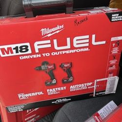 Brand New Milwaukee Drill Kit