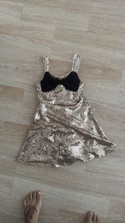 Girls dress