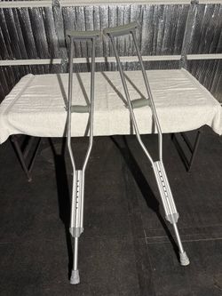 Adjustable Aluminum Adult Crutches