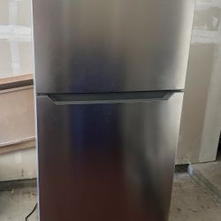 Refrigerator (Kenmore)