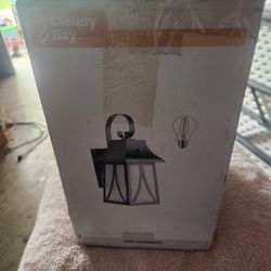 New outdoor wall light lantern