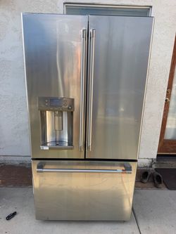 Refrigerator GE