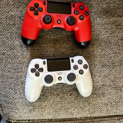 PS4 Controllers 