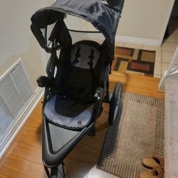 Baby Trend Expedition JOGGER stroller