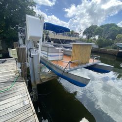 Yamaha Engine With Free Boat