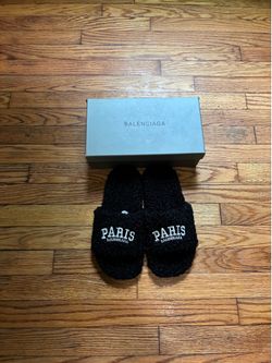 Balenciaga Paris Shearling Slides – Black