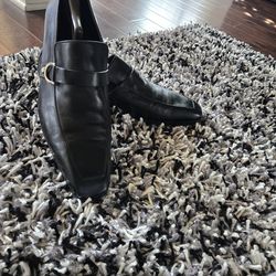 Gucci Black Leather French Toe Shoes