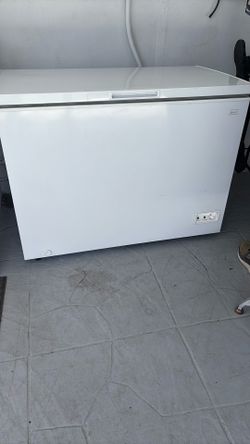 Avanti Freezer