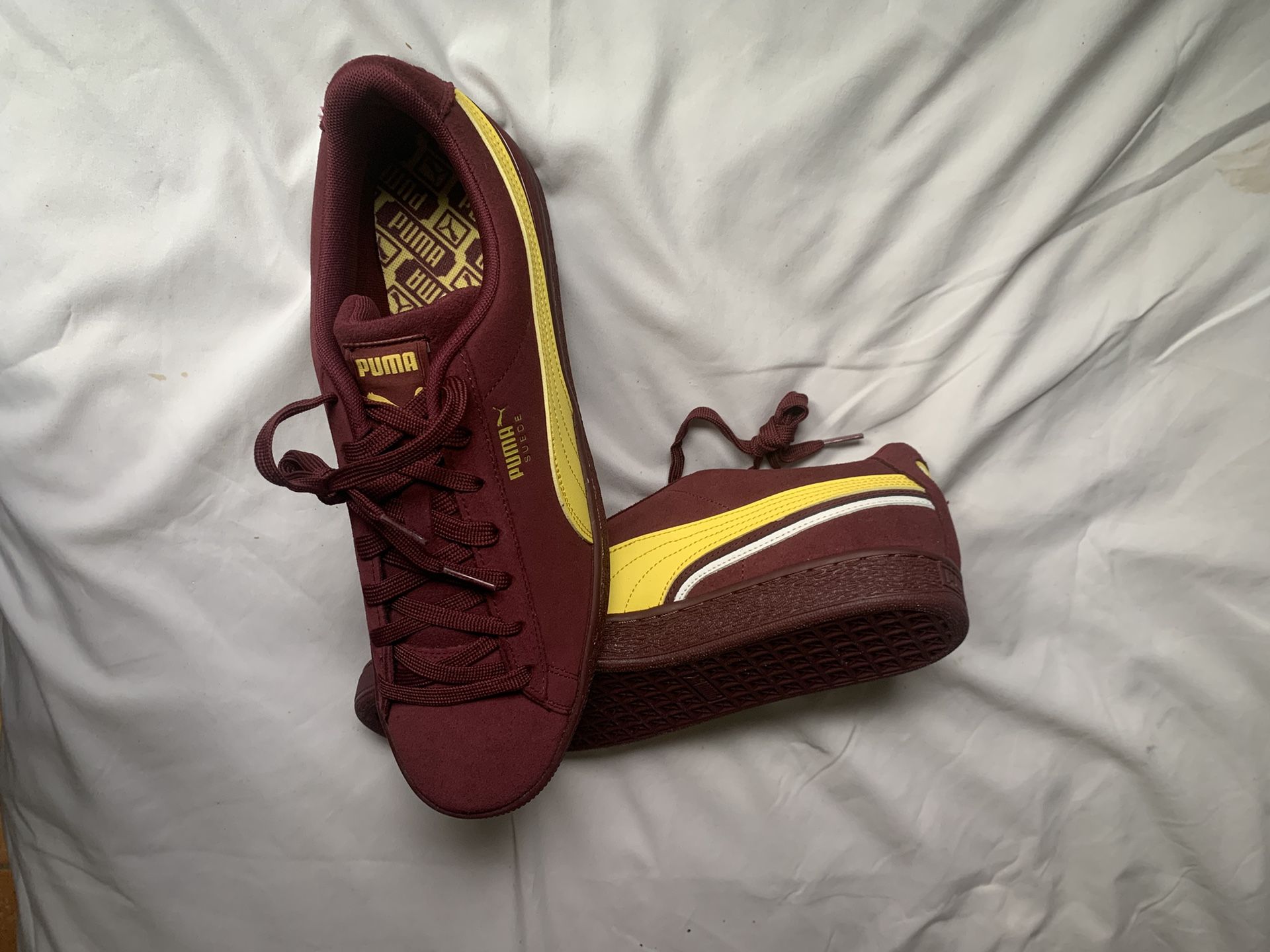 Men’s PUMA sneakers Size 11 NEW