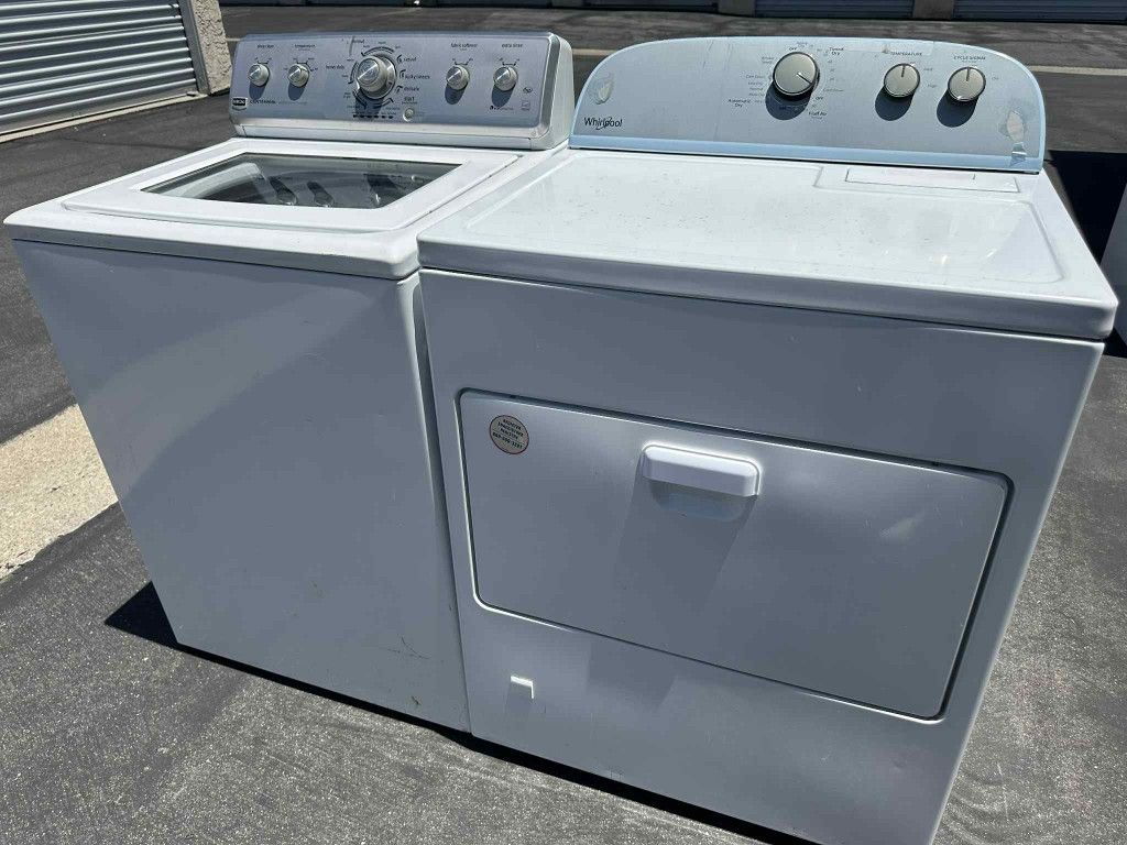 Maytag Washer And Whirlpool Gas Dryer Extra Large Capacity