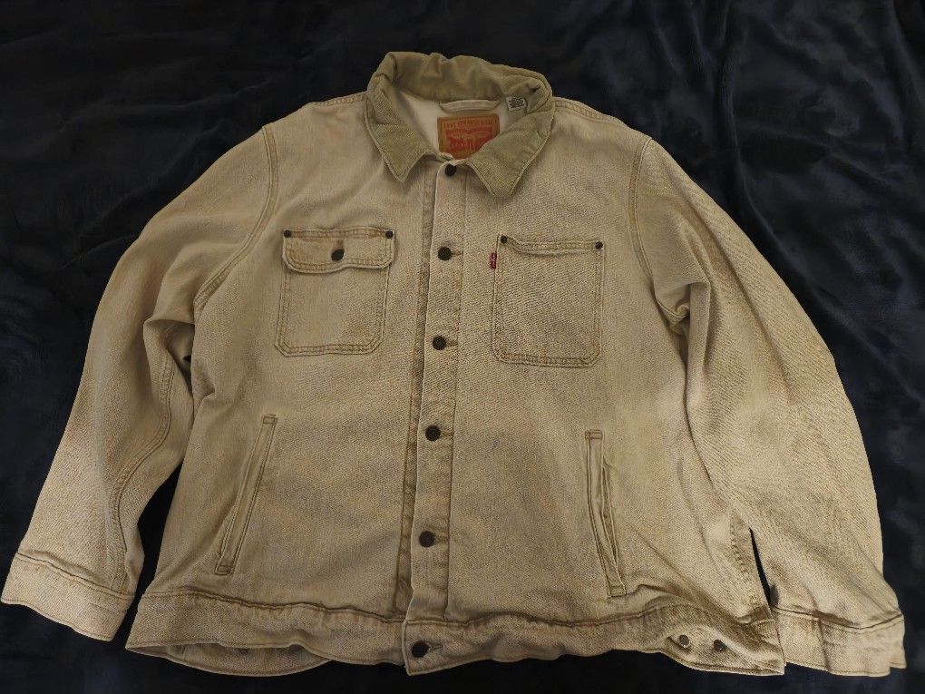 Levis Trucker Jacket