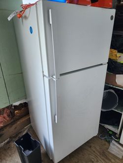REFRIGERATOR