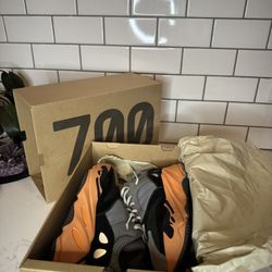 Adidas Yeezy 700 Wash Orange Size 10