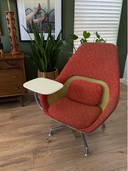 Swivel Lounge Chair by Steelcase