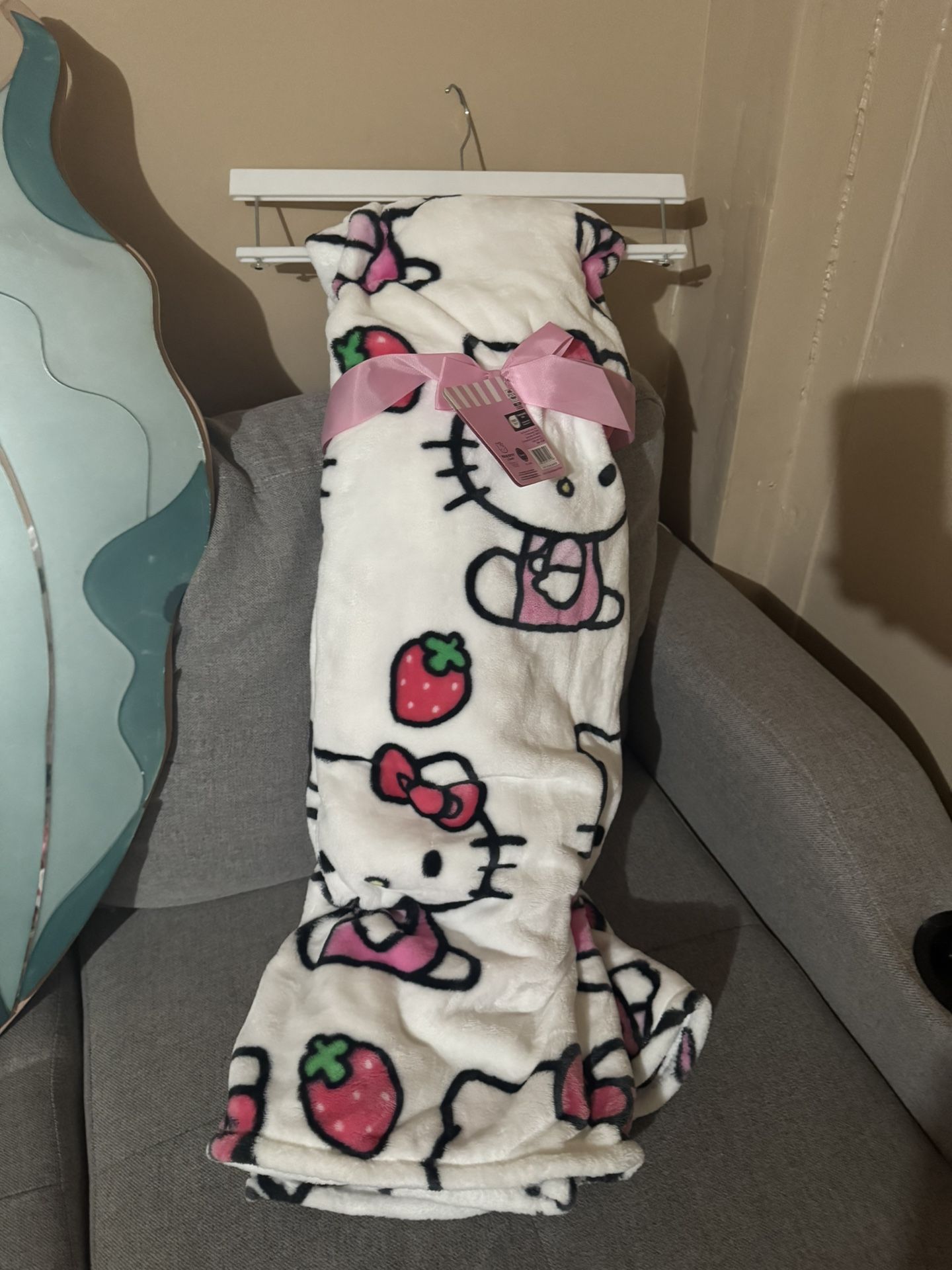 Hello Kitty Strawberry Blanket
