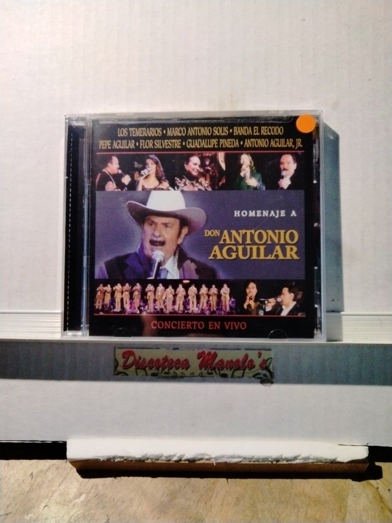 HOMENAJE A DON ANTONIO AGUILAR EN CONCIERTO - VARIOS INTERPRETES