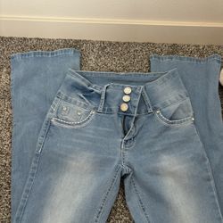 Boot Cut Jeans 