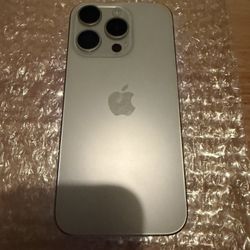 iPhone 15 Pro(not The Max)256gb Clean Imei 🪫 Health 88% 🍏 Original Never Repaired No Box Or Accessories Phone Only $550 Cash Or Best Offer 
