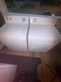 Ingles Washer & Dryer Set