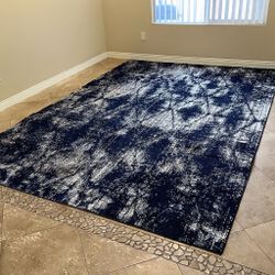Beautiful Brand New 7’ X 10’ Blue/White Area Rug