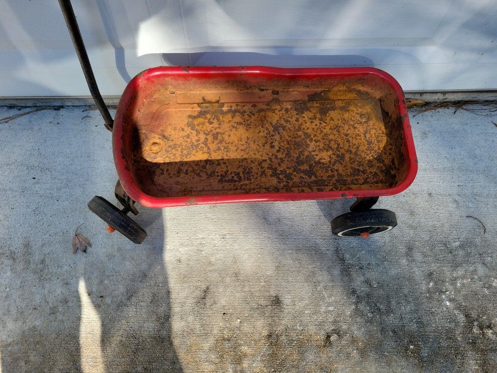 Tiny Little Red Wagon