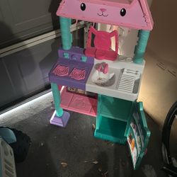 Gabbys Dollhouse Play Kitchen 