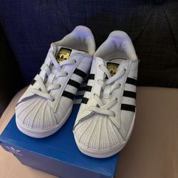 Adidas Originals Shell Toes Size 9.5c $40