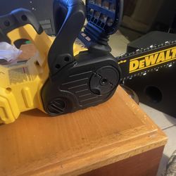 DeWalt Chainsaw 20v Xr 