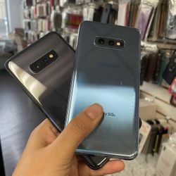 Samsung Galaxy  S10e 128 GB Unlocked Each $175