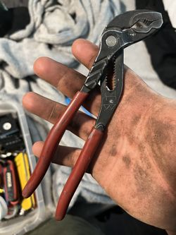 Doyle 7” Pliers