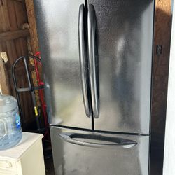 BLACK REFRIGERATOR 