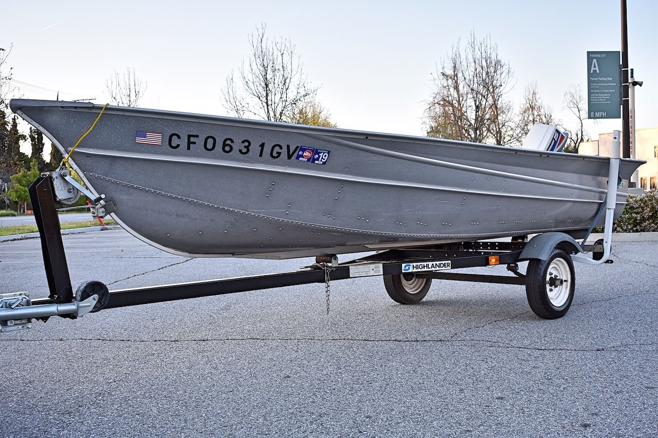 14’25″ 1980 Valco Boat U-14C Hawk Aluminum Fishing Boat & Trailer