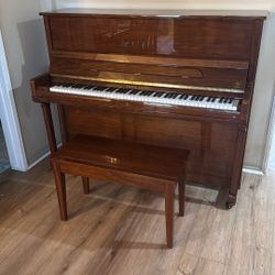 Young Chang Piano - Walnut - PE118 