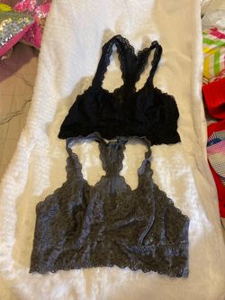 2 small/ Medium braletts