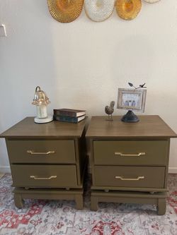 Pair of night stands