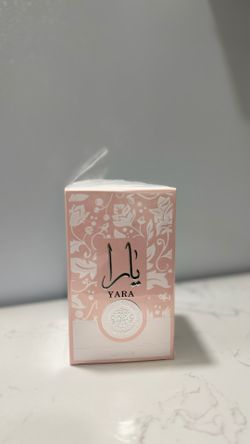 YARA By LATTAFA 💗 Cheaper than in the store!! 💲💲
