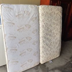 Two baby mattresses very comfortable