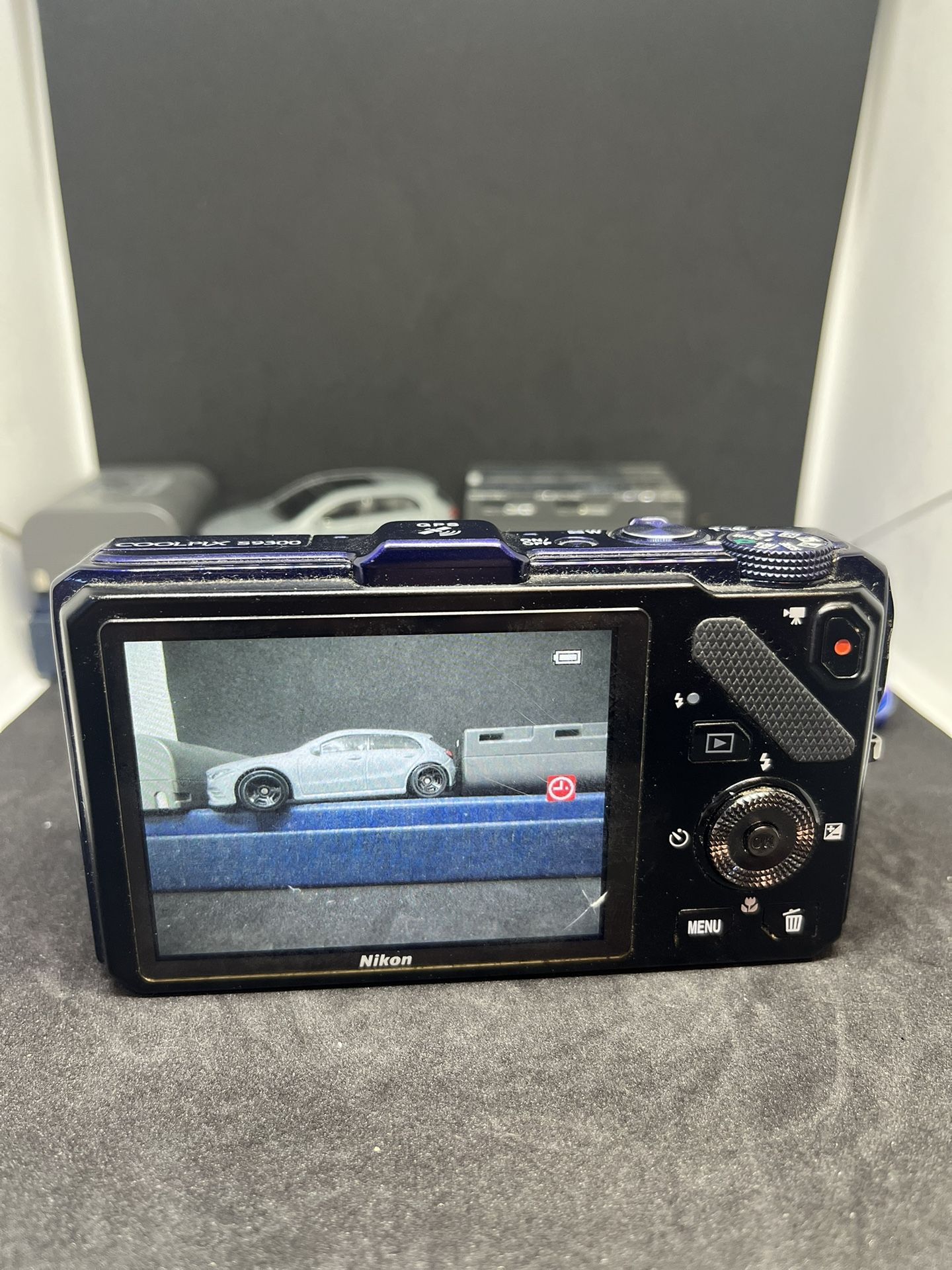 ニコン クールピクス S9300 青 Nikon Coolpix S9300 Nikon COOLPIX S9300 16.0MP Digital Camera - Blue for Sale in