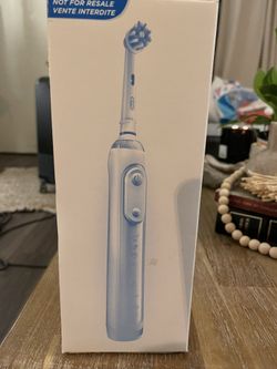Oral B Genius - Electric Toothbrush