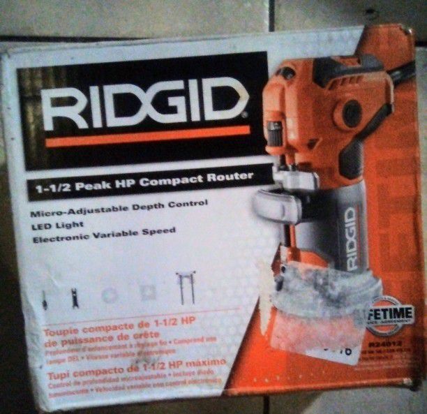 Ridgid 5.5 Amp Corded Compact Router

